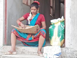 Molten bhabhi ki chudai chut with sari removal