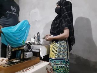 Luxurious Muslim doll Gets arse penetrated By Tailor, indian darji ne gaand mari